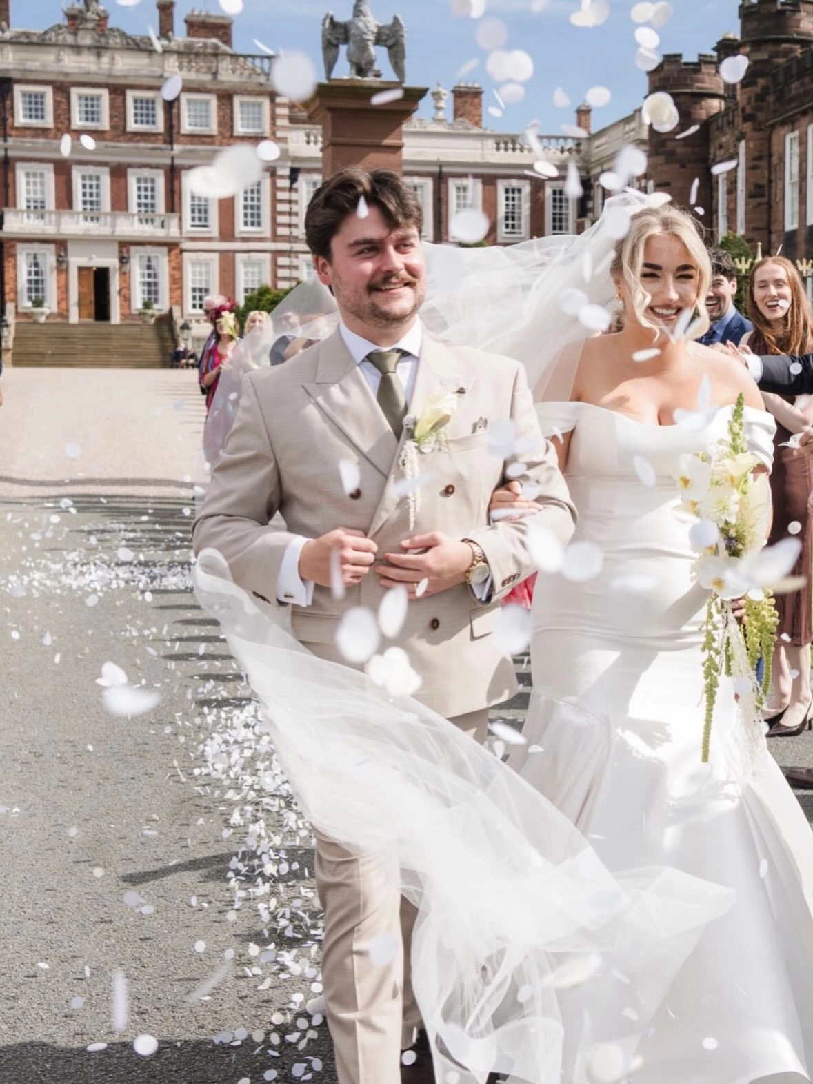 Confetti throw outside Knowsley hall